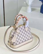 Louis Vuitton Alma BB