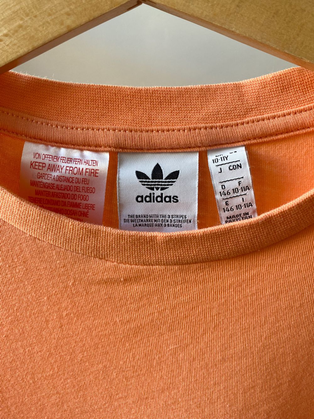 Хлопковая футболка Adidas, 146