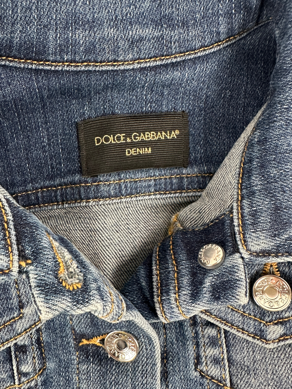 Костюм Dolce&Gabbana