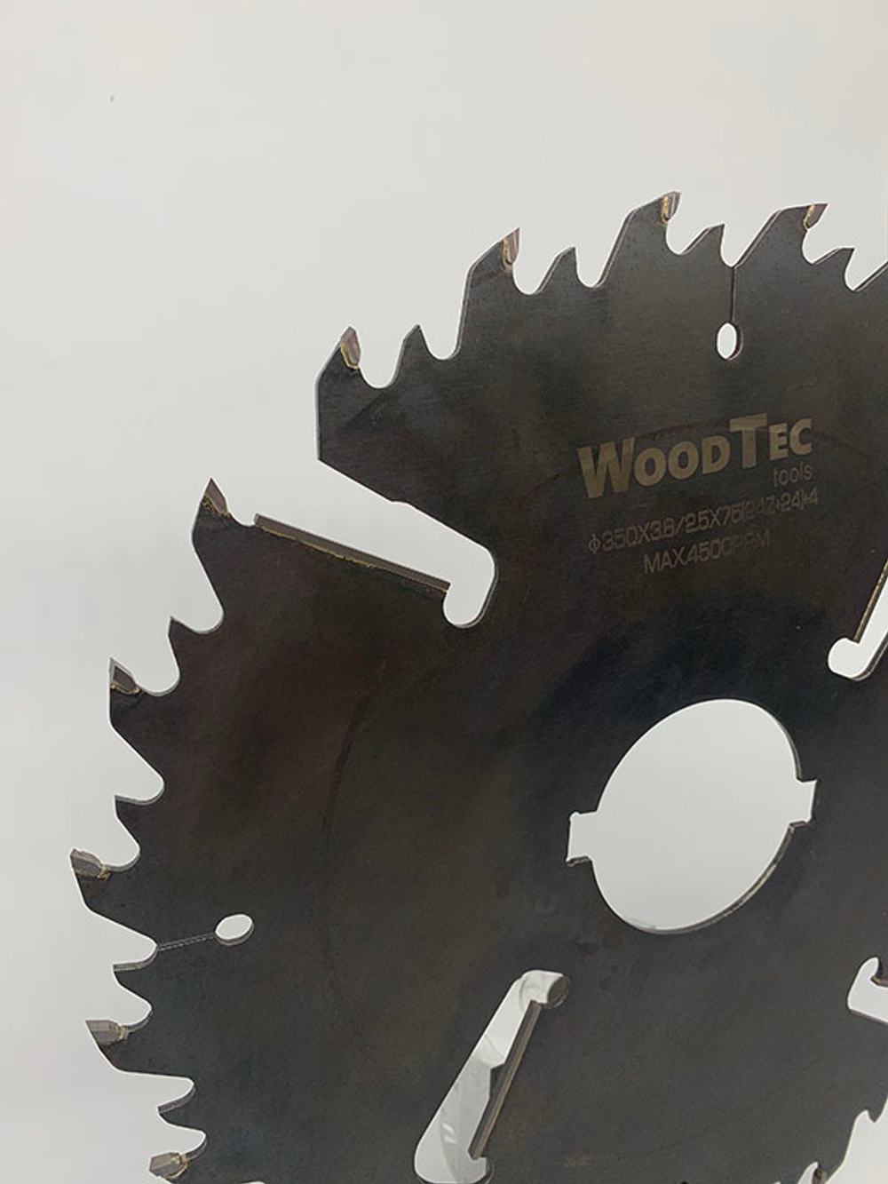 Пила дисковая Ø350 х 75 х 3,8/2,5 Z = (24 + 24) + 4 WoodTec
