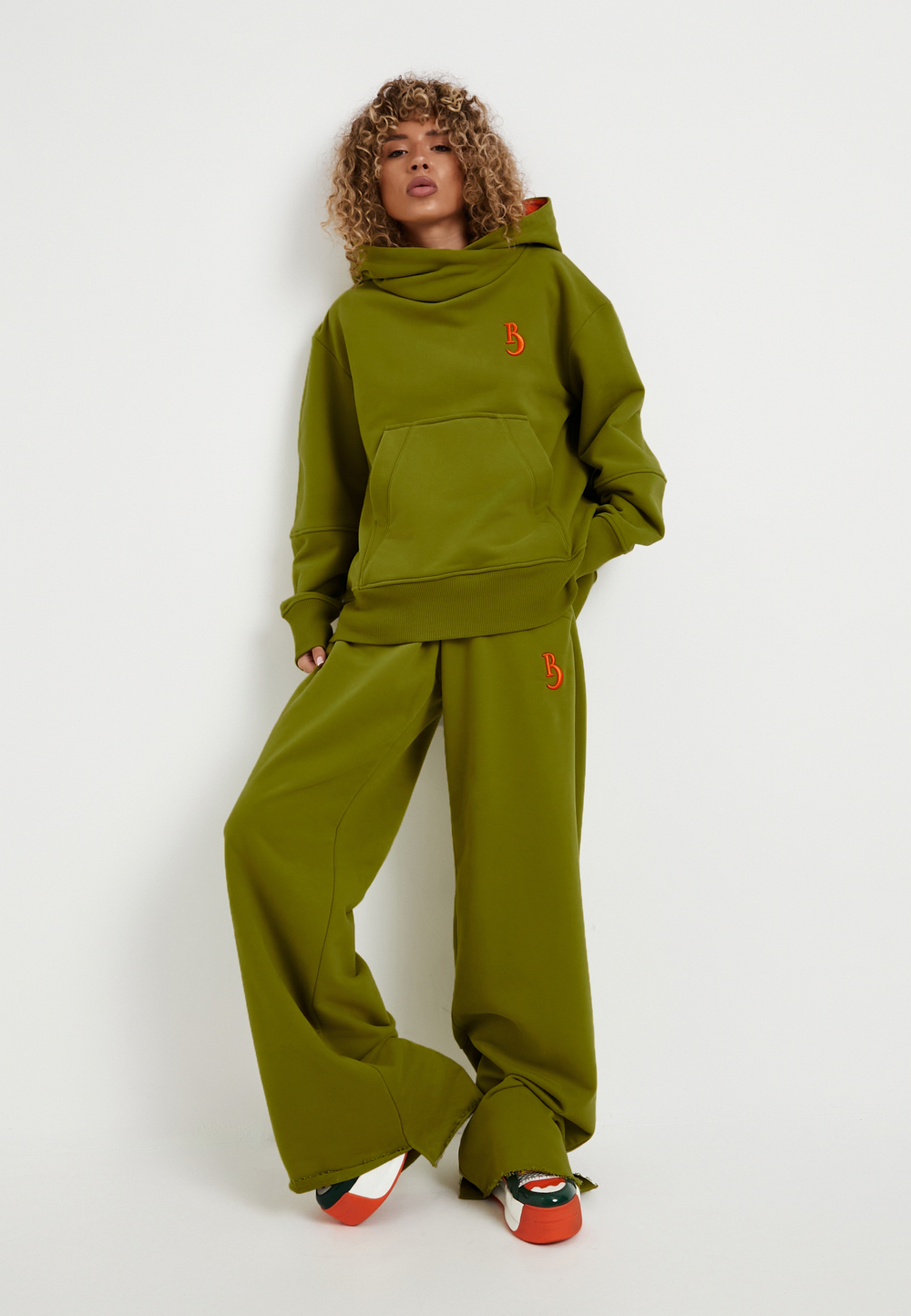 Костюм VIVA тёмный лемонграсс