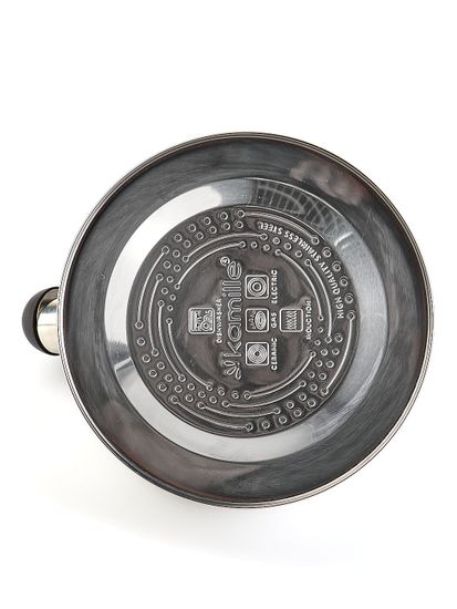 Чайник 2,5 л из нержавеющей стали со свистком Kamille KM-0679 и черной бакелитовой ручкой