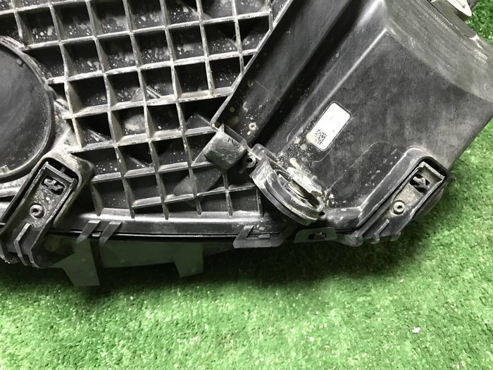 Фара правая Mercedes GLC X253 (2015-2019) LED