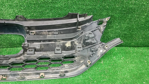 Решетка радиатора Honda CR-V 4 (2014-2018)