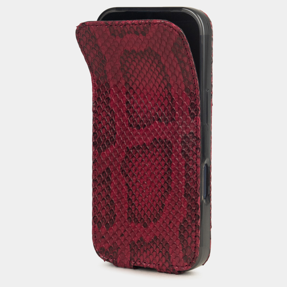 Чехол для iPhone 17 Pro кожаный, питон цвета малины