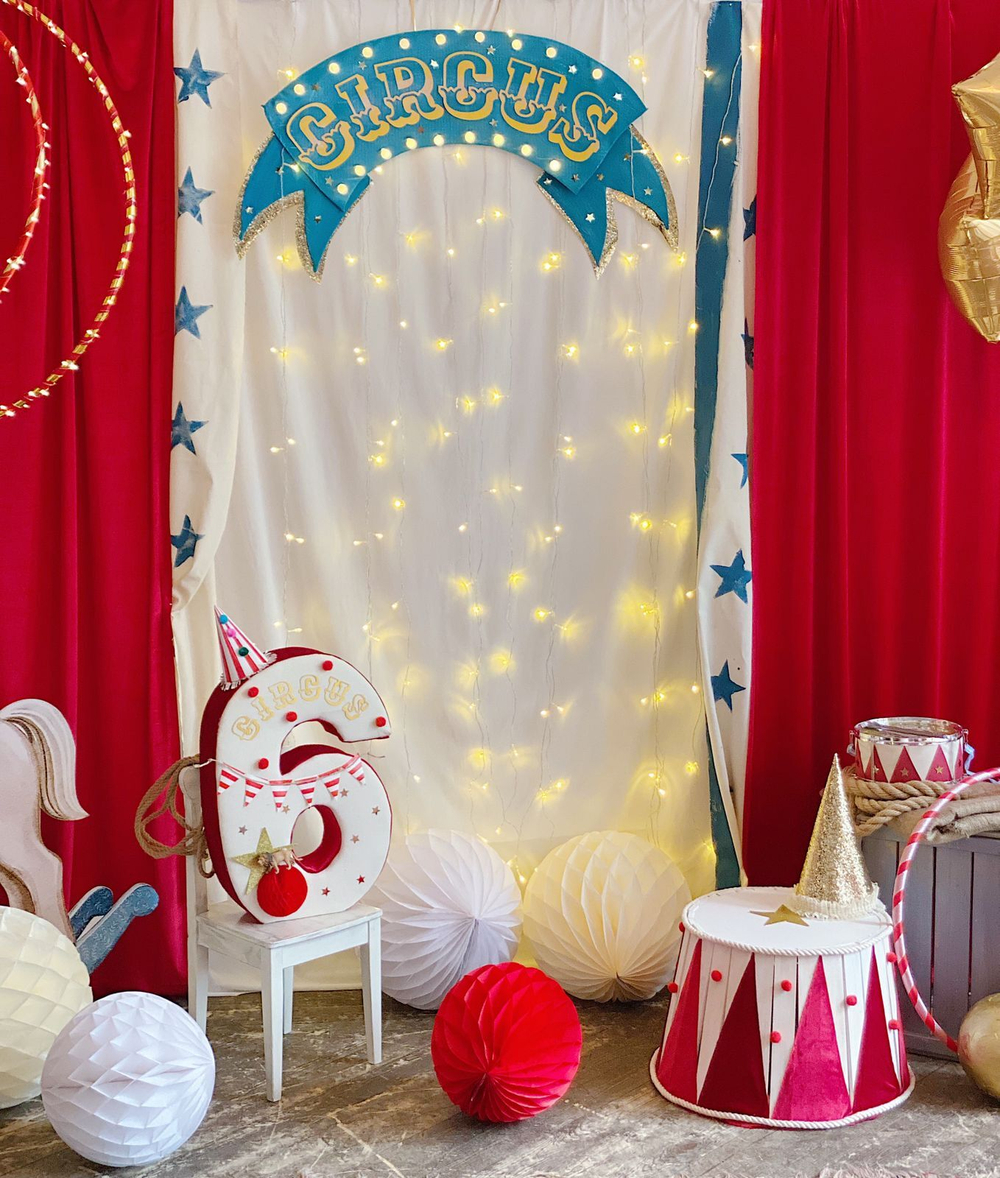 Retro Circus