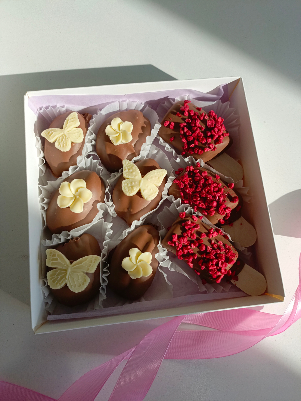 Финики в шоколаде и бананы в шоколаде