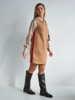 Платье сарафан офисное замшевое А силуэт с лампасами