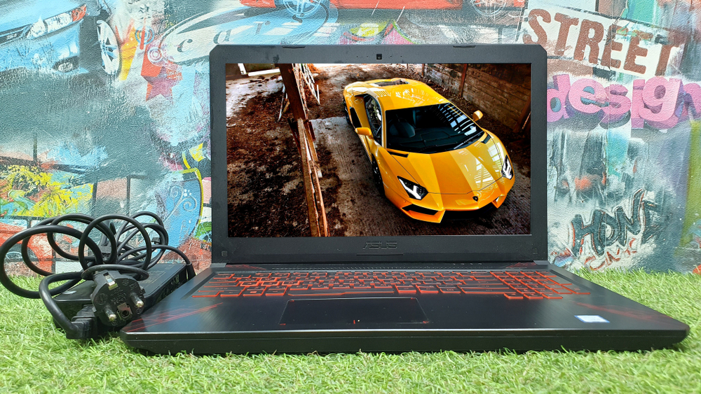 Игровой ASUS i5-8/16 Gb/GTX 1050 2 Gb/FHD