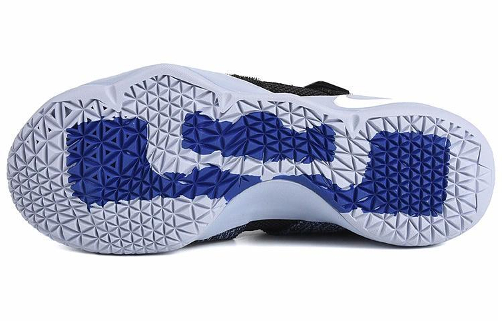 Кроссовки Nike Zoom Soldier 11