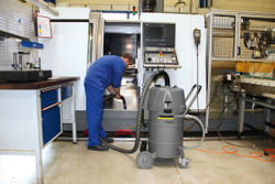 Индустриальный пылесос IVR-L 40/12-1