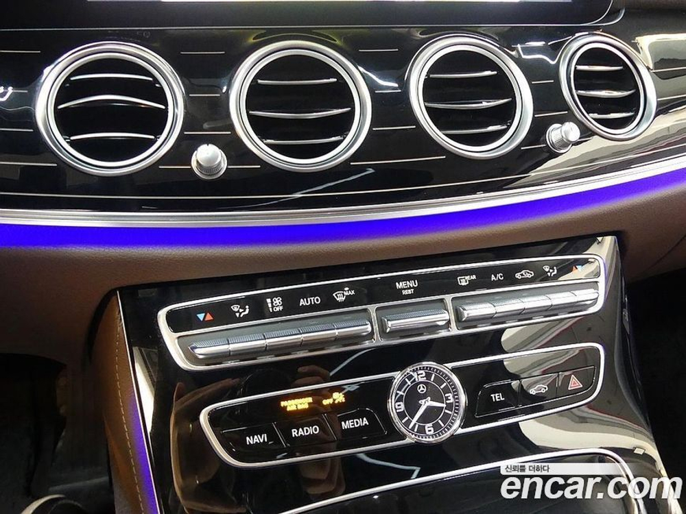 Mercedes-Benz E-Class W213 E450 4MATIC Exclusive (12.2020)