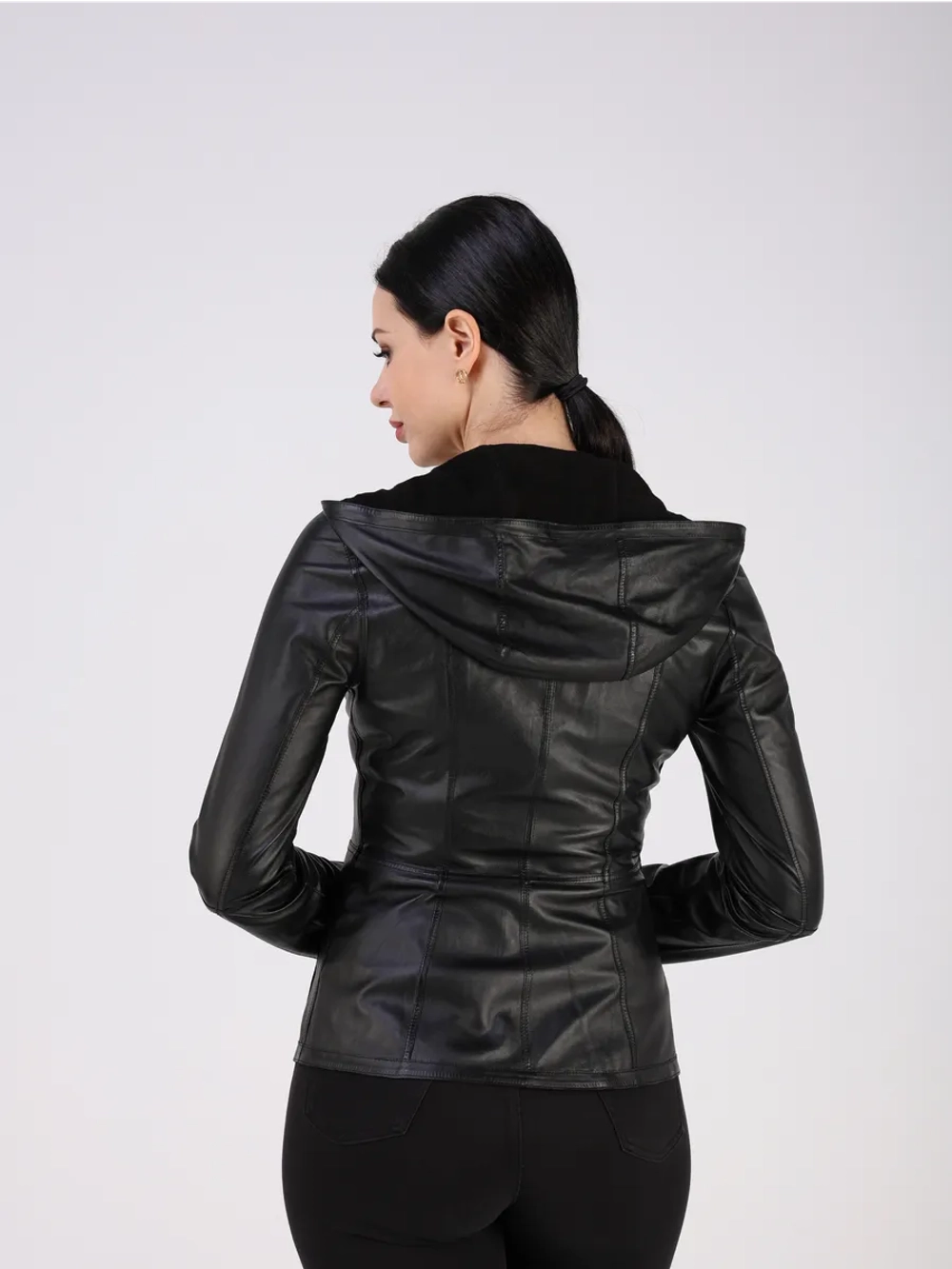 Куртка демисезонная замшевая двухсторонняя с капюшоном