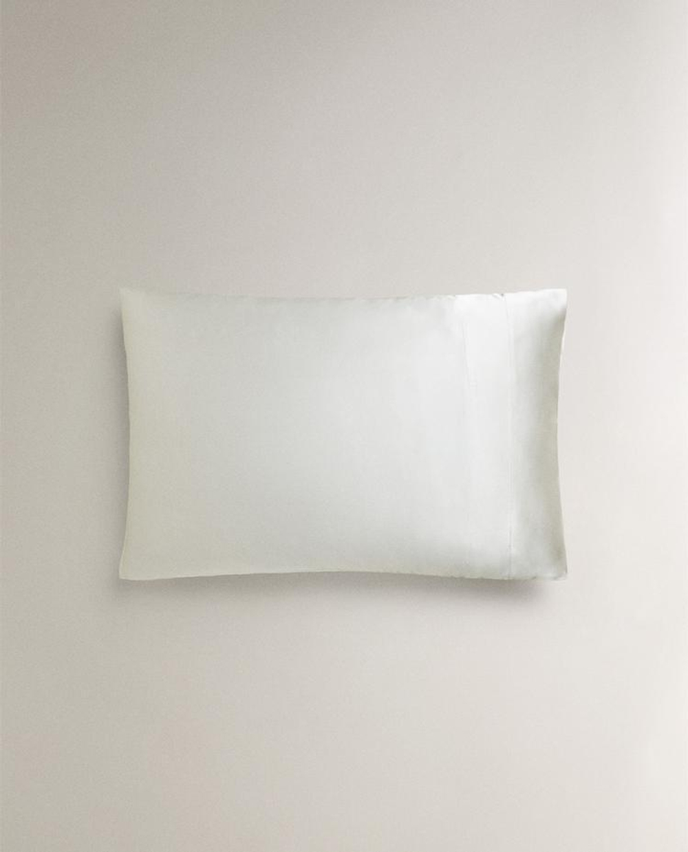 ZARA HOME НАВОЛОЧКА ИЗ 100% ТУТОВОГО ШЕЛКА, ЖЕЛТОВАТО-БЕЛЫЙ