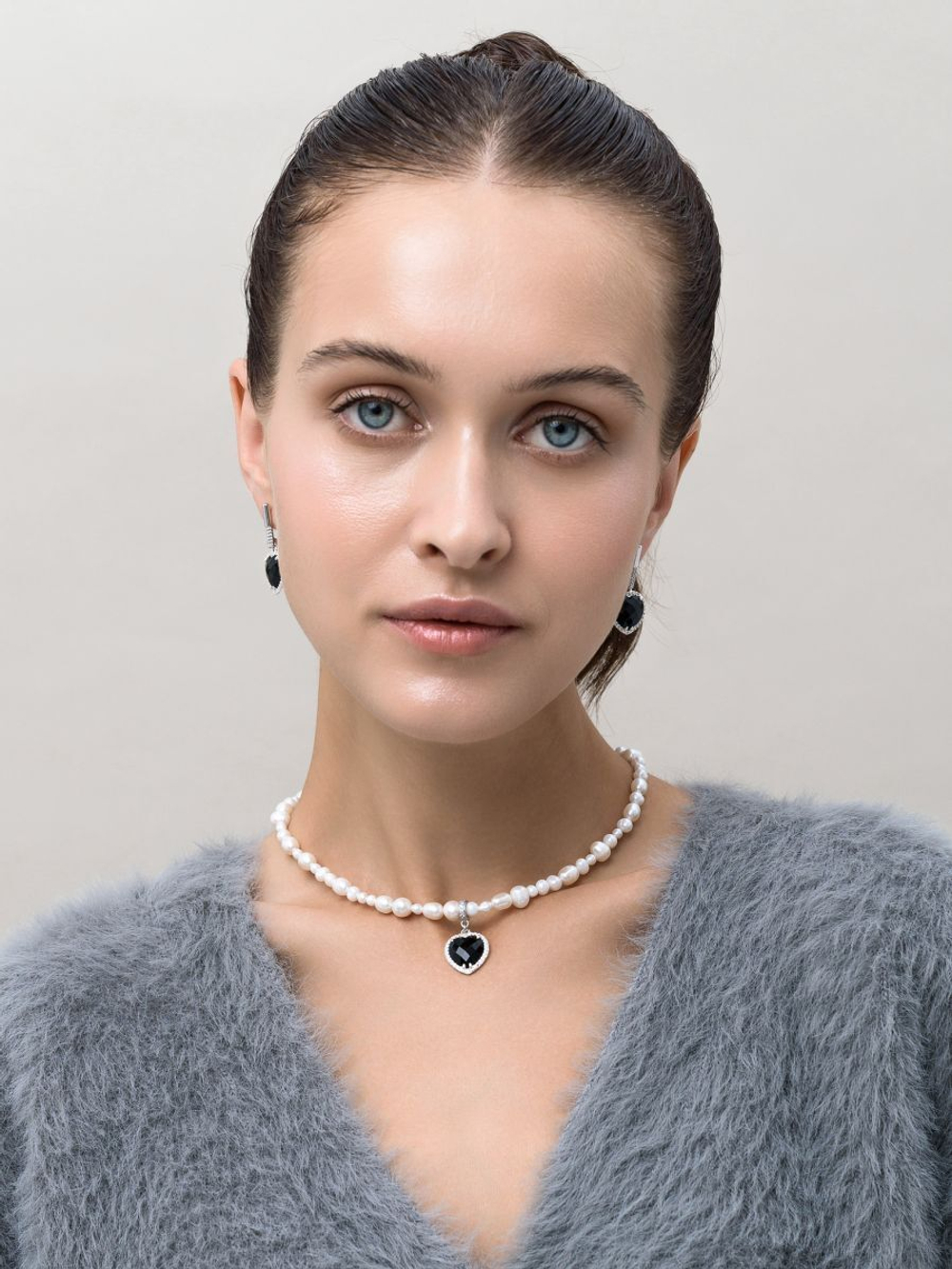 Колье "Royal Love Pearl" Silver c чёрным агатом