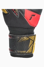 Вратарские перчатки Reusch Attrakt Silver Junior