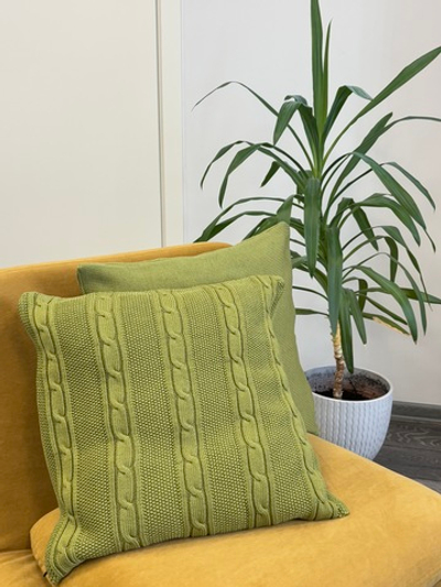 Вязаная наволочка "Косы" 50х50см (оливковый)
