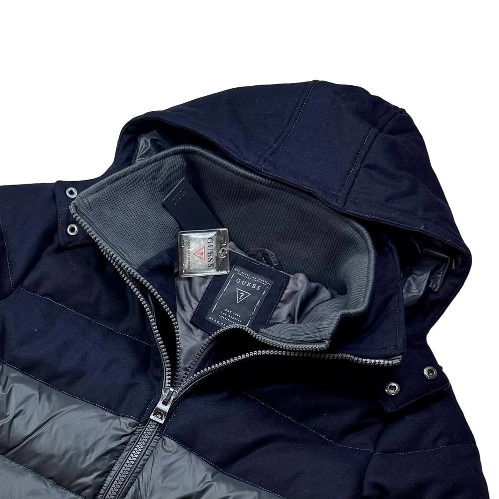 Пуховик Guess Новый с бирками