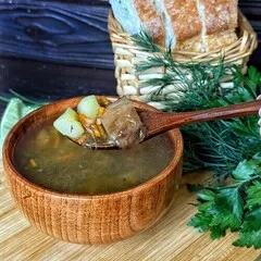 Суп из белых грибов 1 литр — готовый замороженный суп для семьи в большой упаковке. Настоящий лесной аромат.