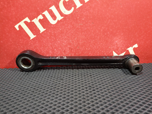 Стойка переднего стабилизатора