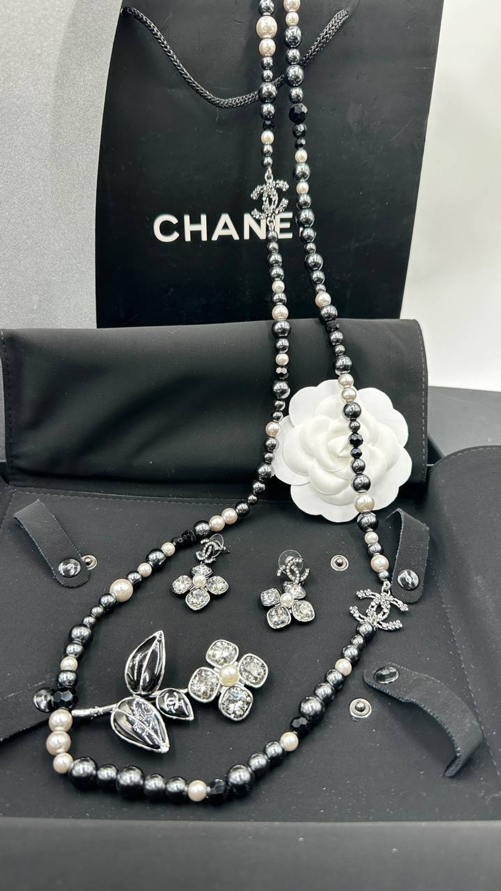 Бусы CHANEL
