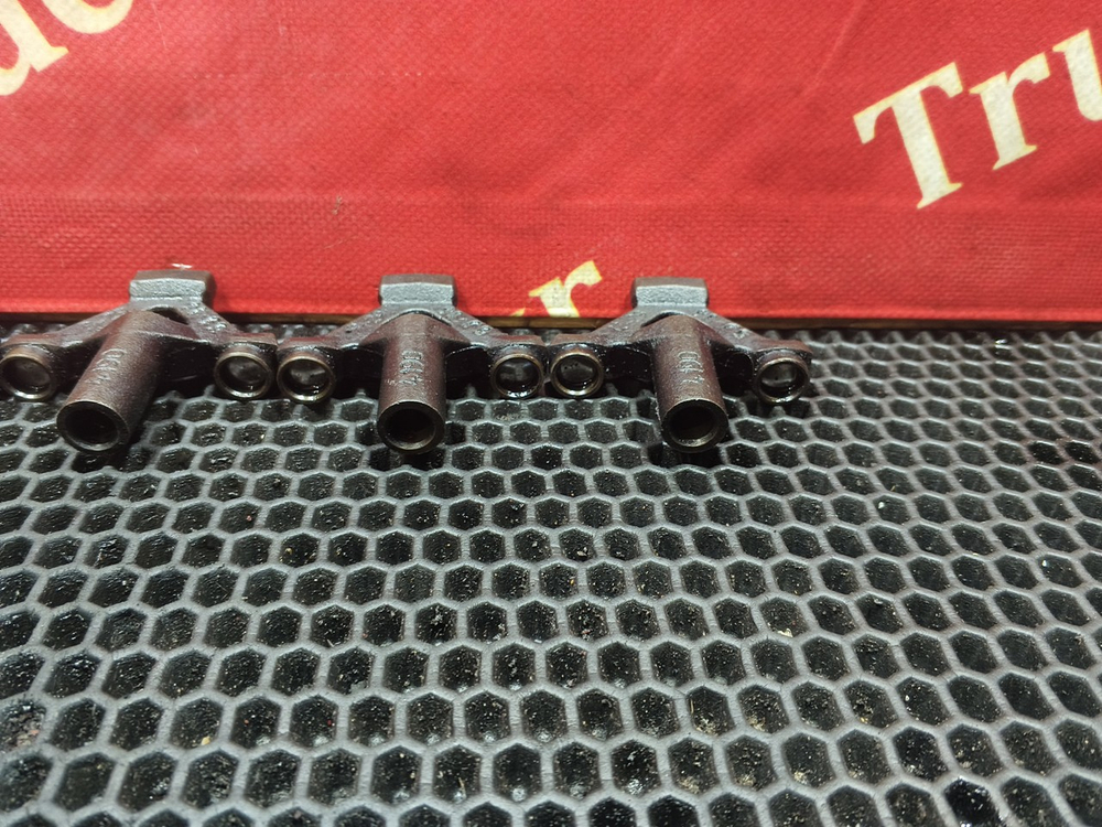 Комплект коромысел клапана