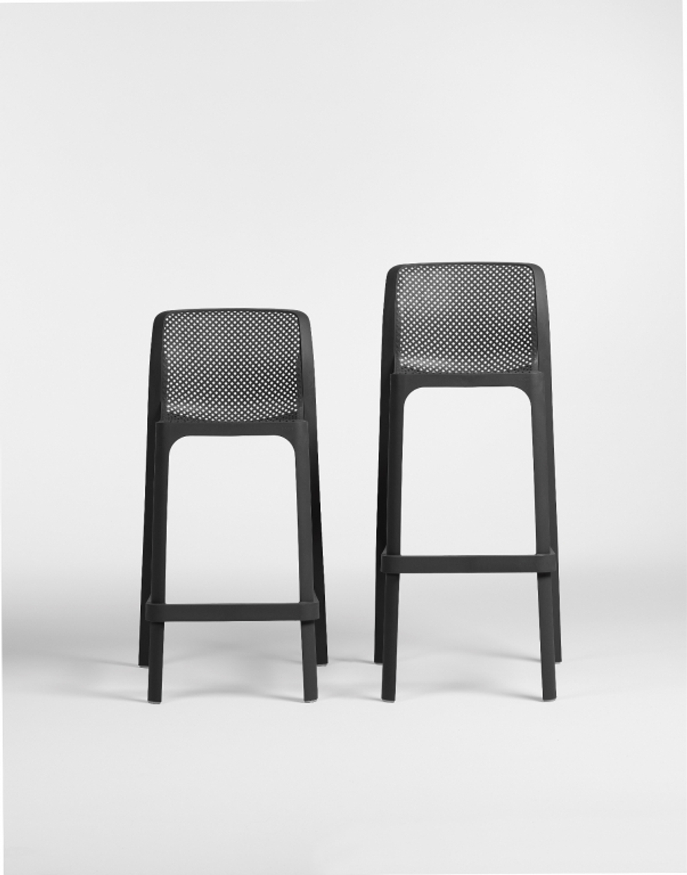 Стул пластиковый полубарный Net Stool Mini