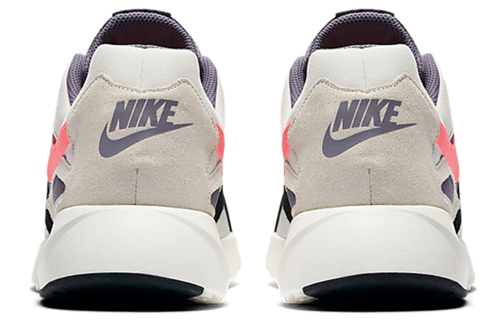 Кроссовки Nike Pantheos