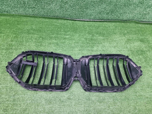 Решетка радиатора BMW X6M F96 (2019-2023)