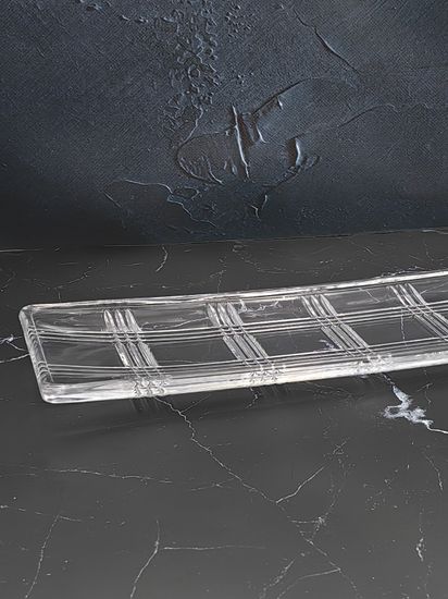 Блюдо прямоугольное стеклянное 41,5х15 см.