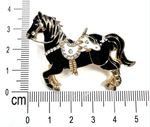 Брошка "Чёрная вороная лошадь". Символ года. Женская бижутерия, металл, чёрный цвет.