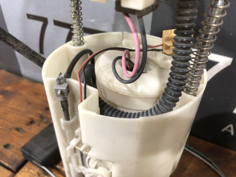 Насос топливный Toyota Sienna 3 10-20 Б/У Оригинал 7702008050