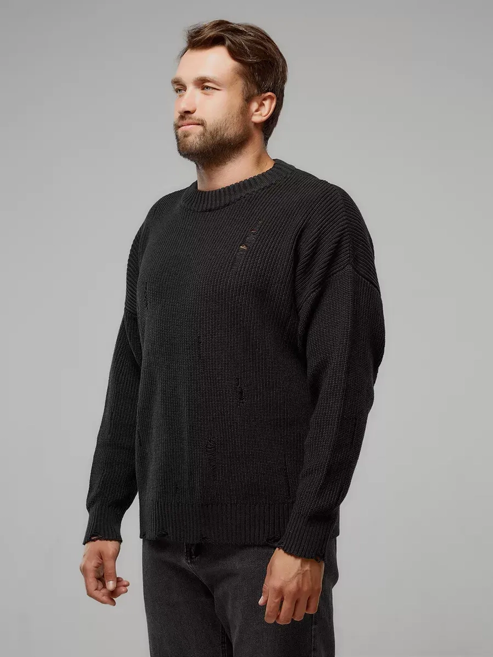 Черный рваный джемпер