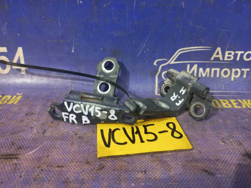 Петля двери передней правой TOYOTA SCEPTER 1994