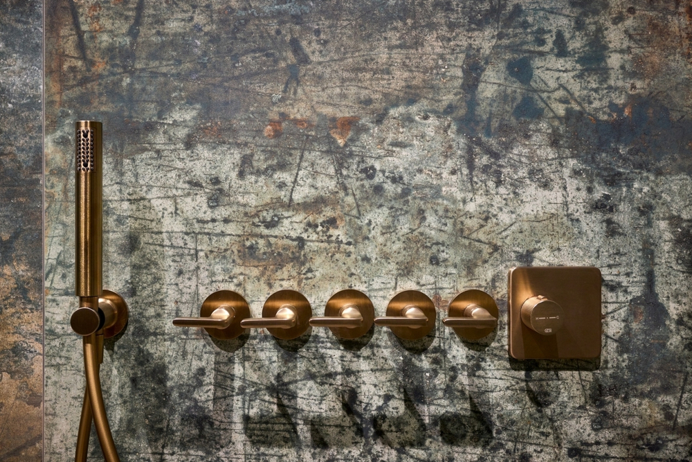 Ручной душ Gessi Anello, с держателем и шланговым подсоединением, цвет Copper Brushed PVD