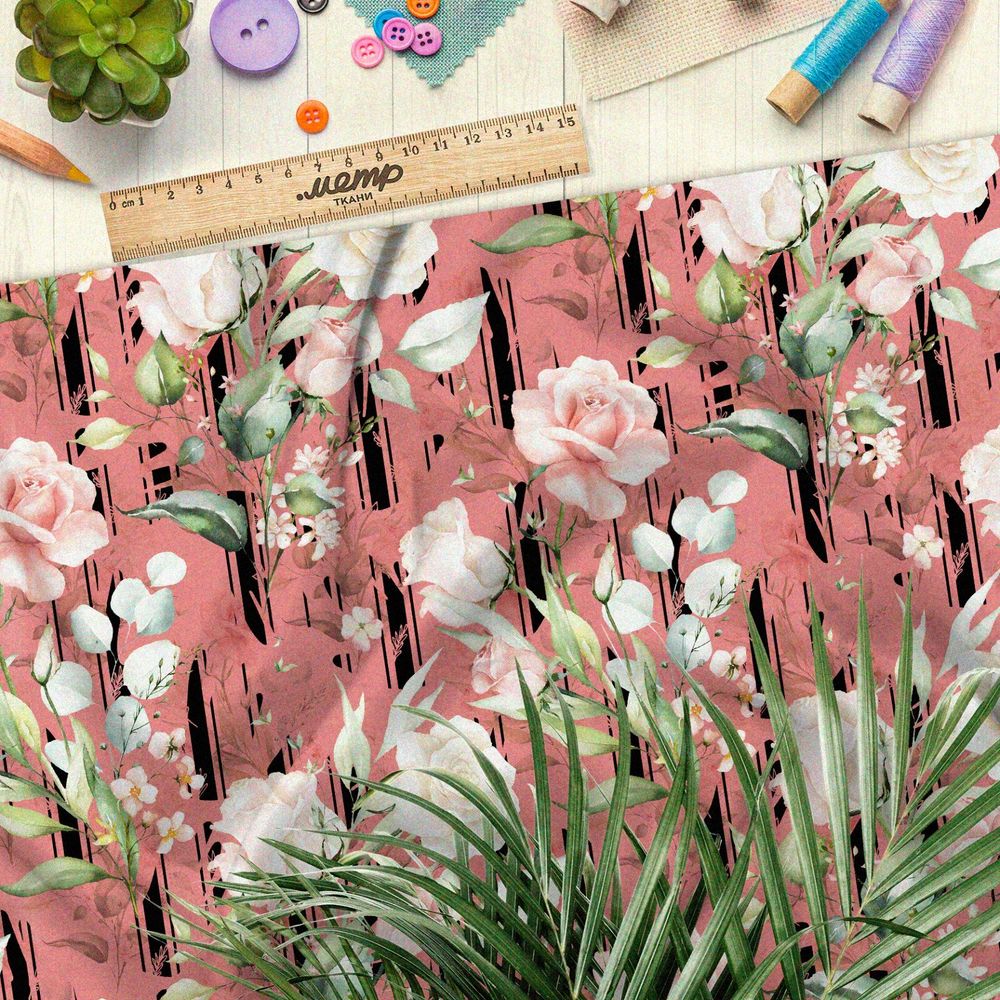 Ткань саржа нежные розы на коралловом фоне с рисунком