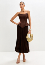 Топ с баской