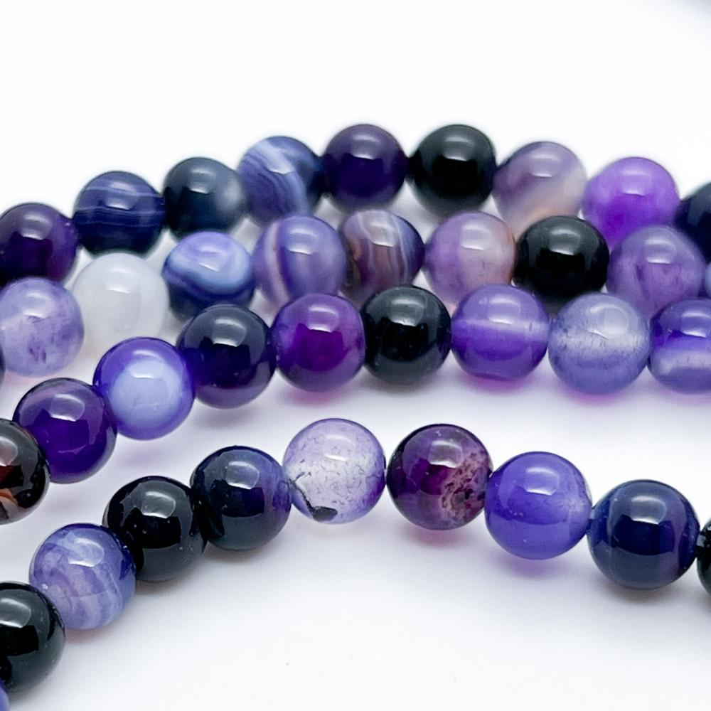 Агат тонированный фиолетовый, диаметр 6,2-6,3 мм, цена за 29-30 шт (1/2 нити)
