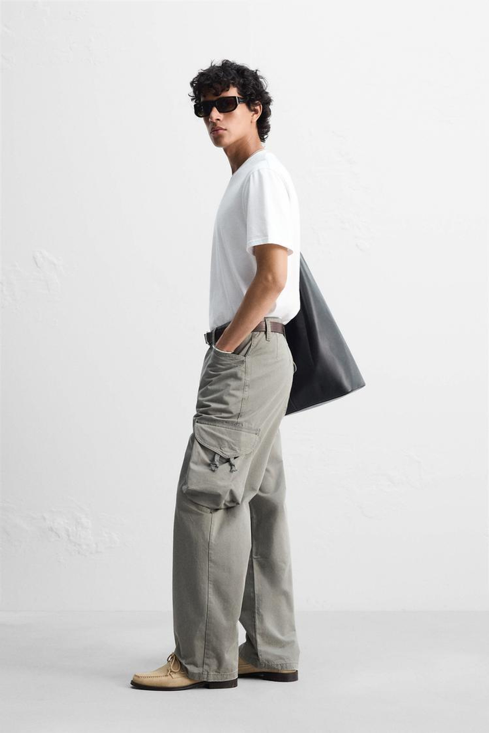 ZARA ФУТБОЛКА КЛАССИЧЕСКОГО КРОЯ СРЕДНЕЙ ПЛОТНОСТИ, БЕЛЫЙ