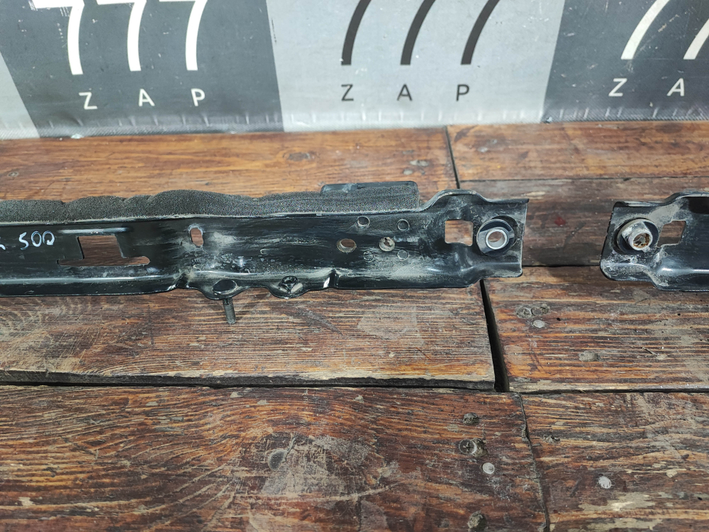 Кронштейны радиатора левый + правый Tank 500 21-нв Б/У Оригинал 1301100XGW04A