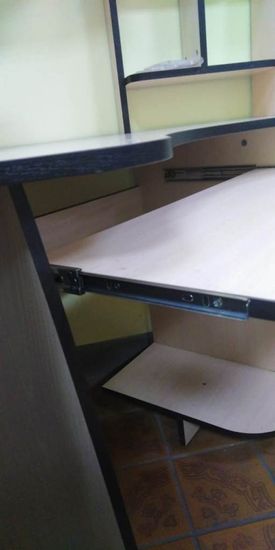 Стол письменный Квинс-4