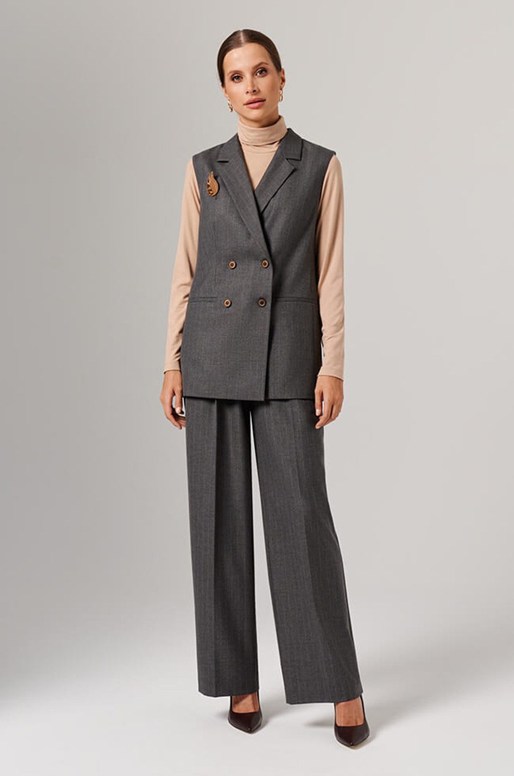 1911 Жилет женский (темно-серый полоска)