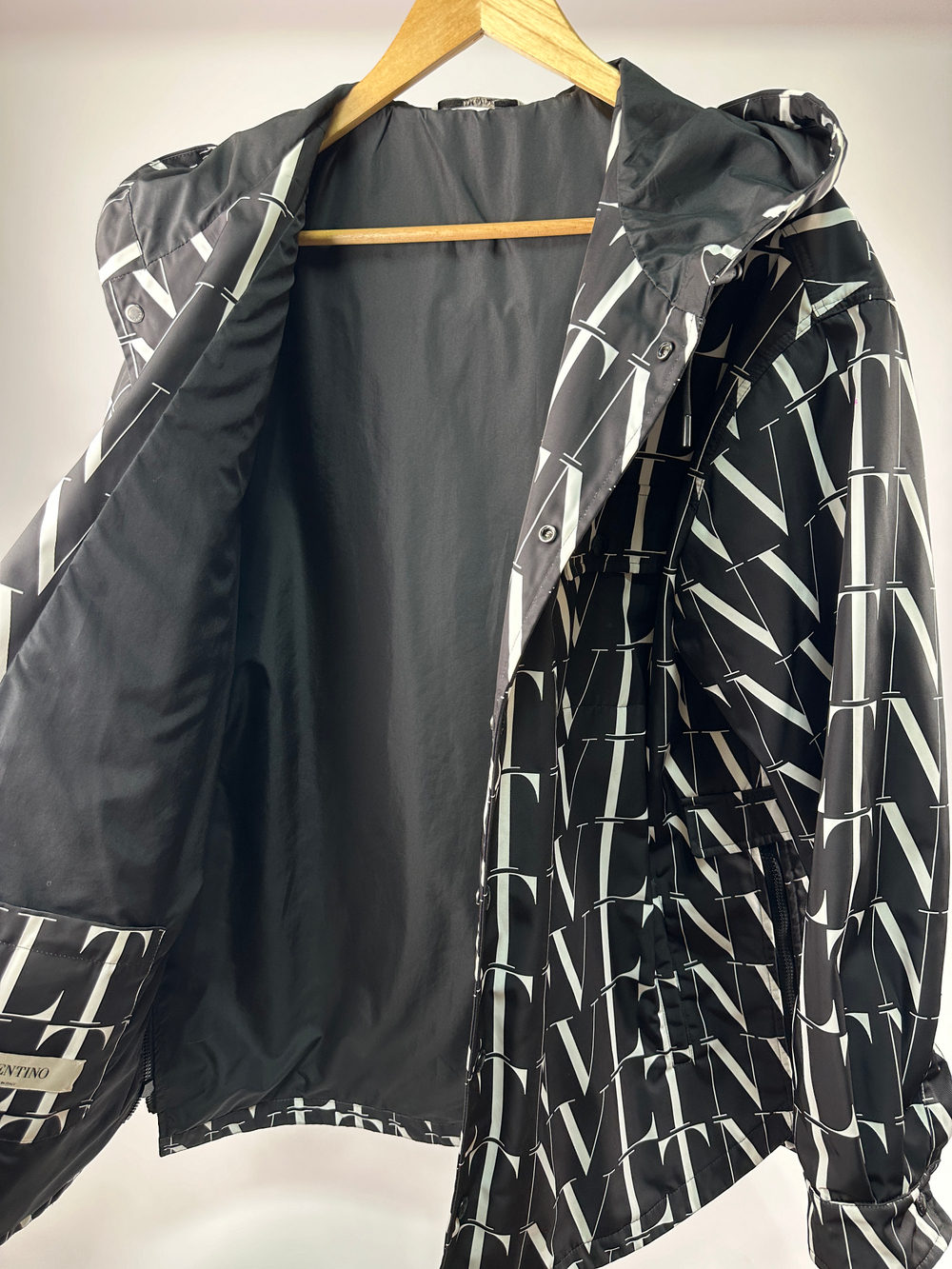 Куртка Valentino