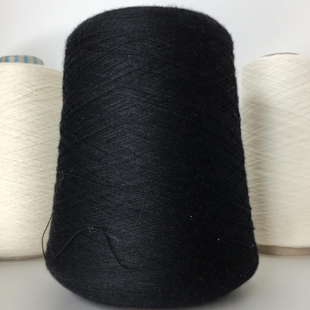 CARIAGGI для Brunello Cucinelli; 90% меринос, 10% кашемир; 3000м/100гр; Col.101 чёрный; ТОЛЬКО маленькие бобинки! 89 и 115гр. S926