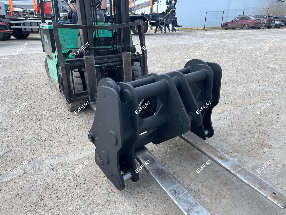 Адаптер для гидробура на Экскаватор-погрузчик ЧЛМЗ