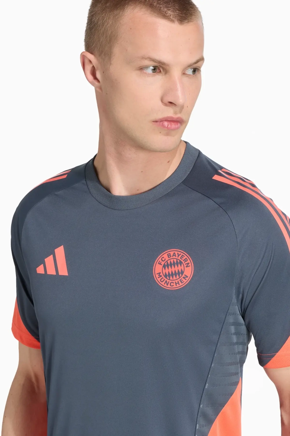Футболка adidas FC Bayern 25/26 Training - серый