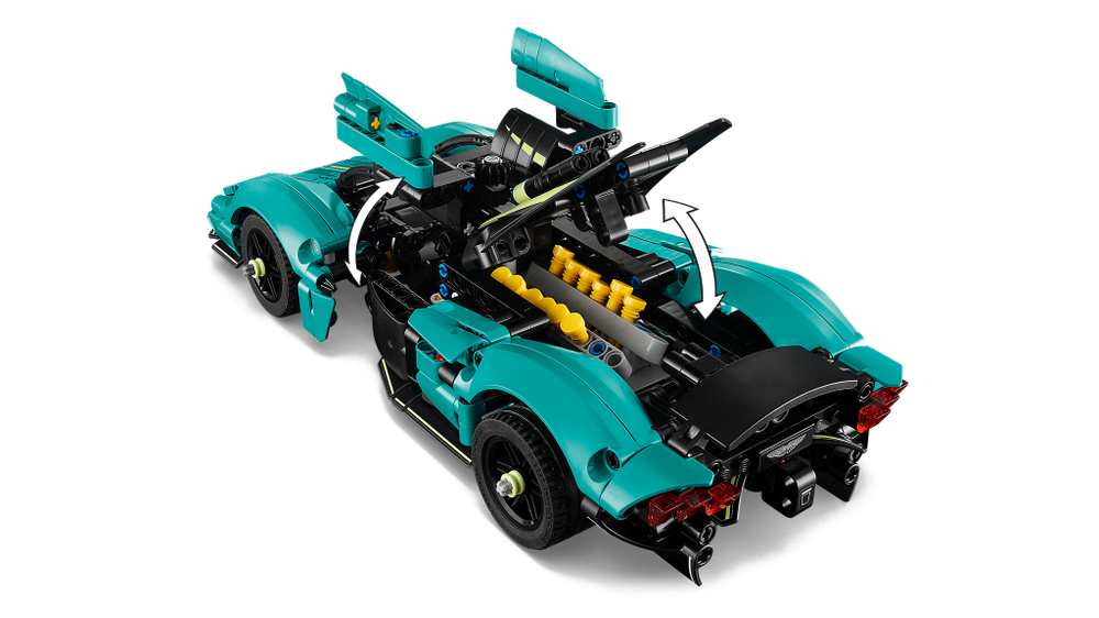 LEGO Technic 42208 Aston Martin Valkyrie — спортивный суперкар