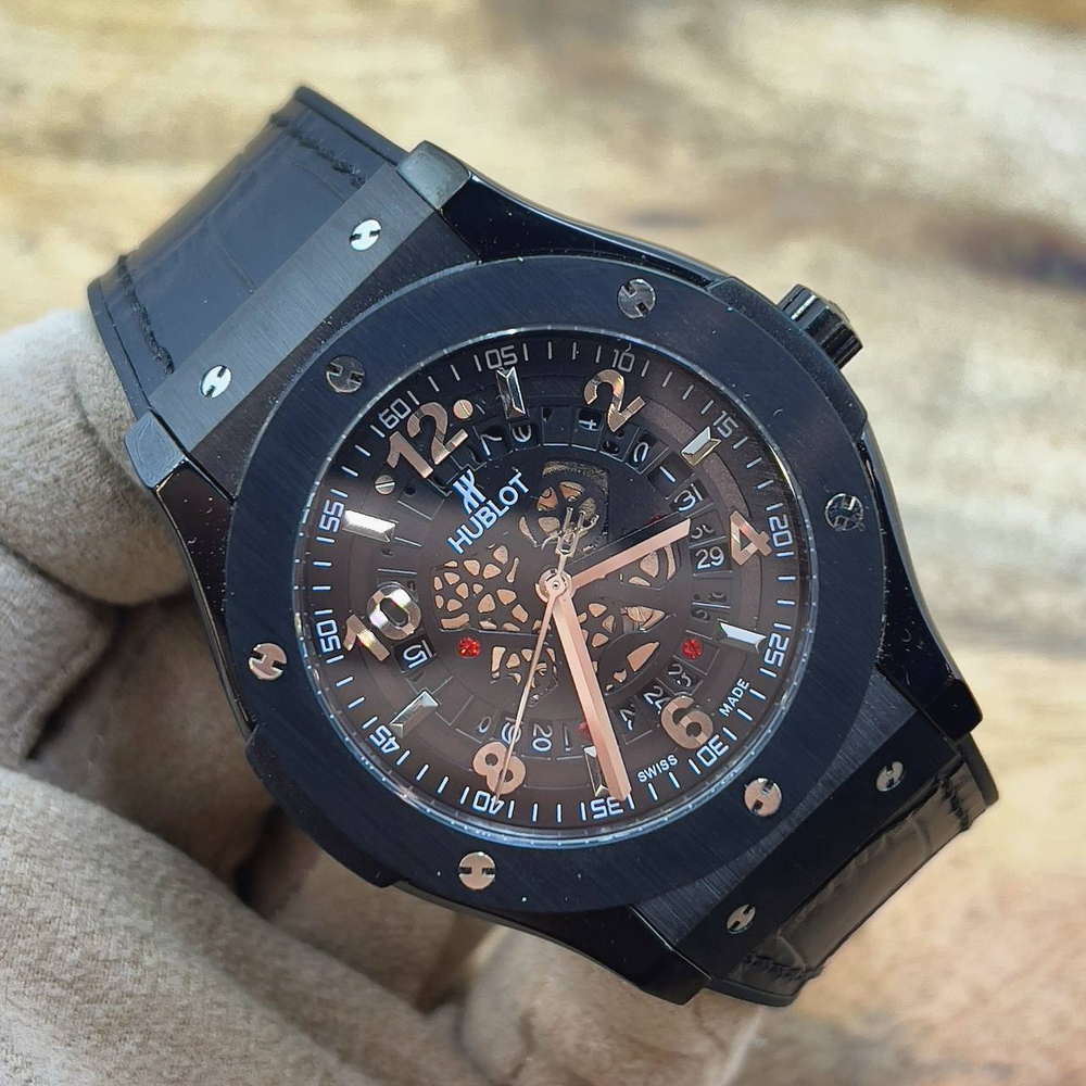 Часы Hublot