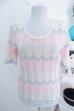 Джемпер нежного оттенка 42/44 размер