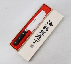 Satake - Нож Ноусю 16см Накири в деревянной коробке / артикул   807-920W  / GTIN 4956617807920